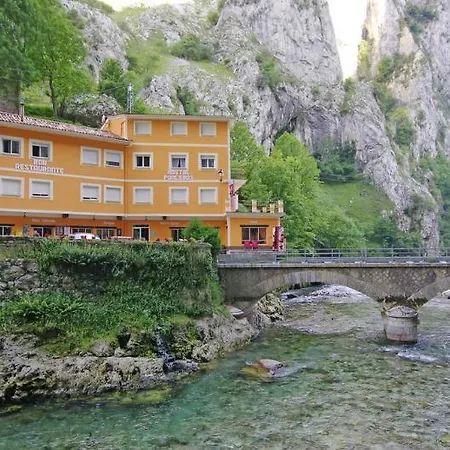 Poncebos 2* Canales (Asturias)